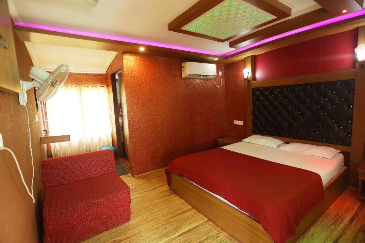 Harmony Houseboats Hotel Alappuzha Exterior foto
