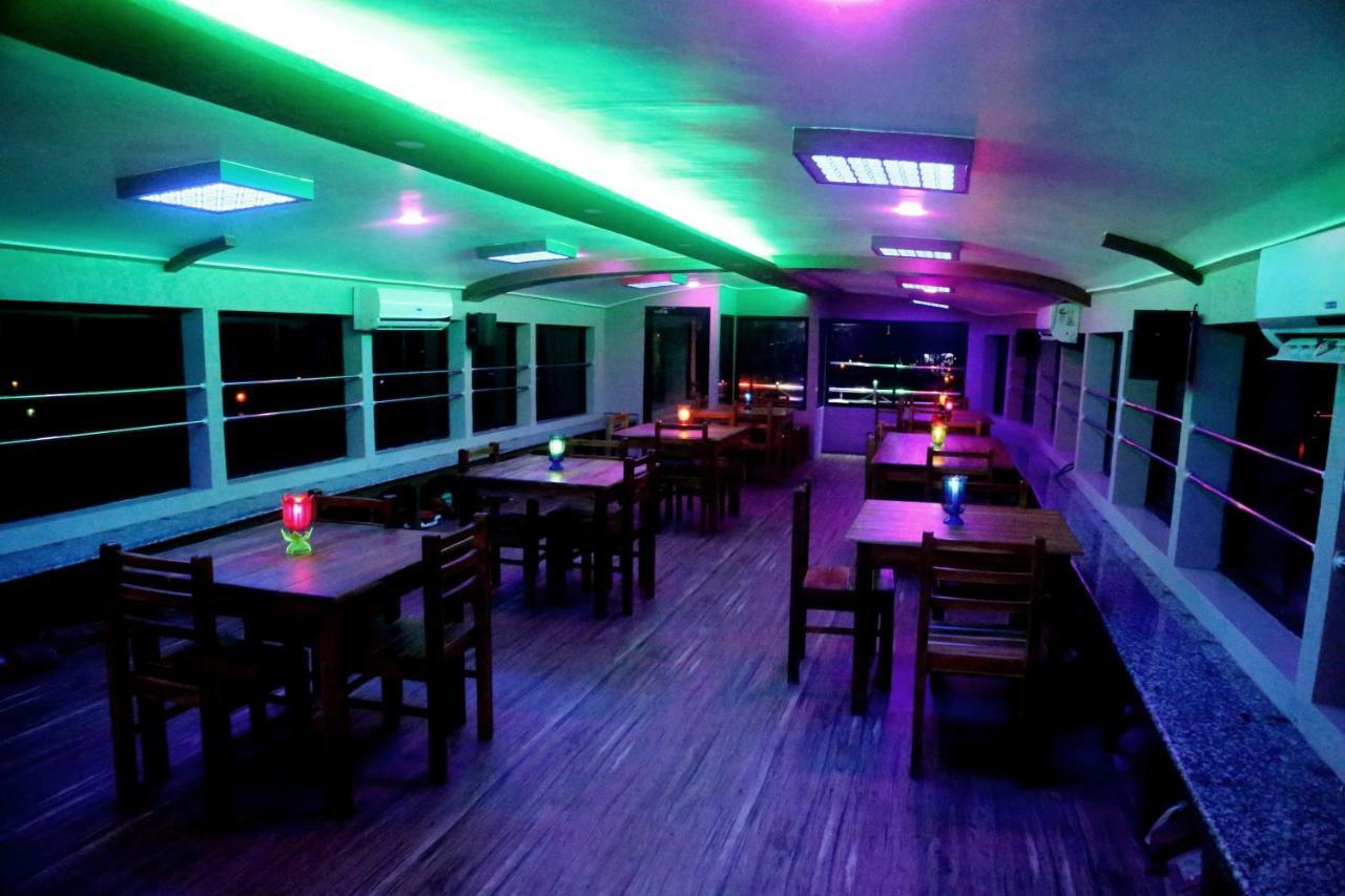 Harmony Houseboats Hotel Alappuzha Exterior foto